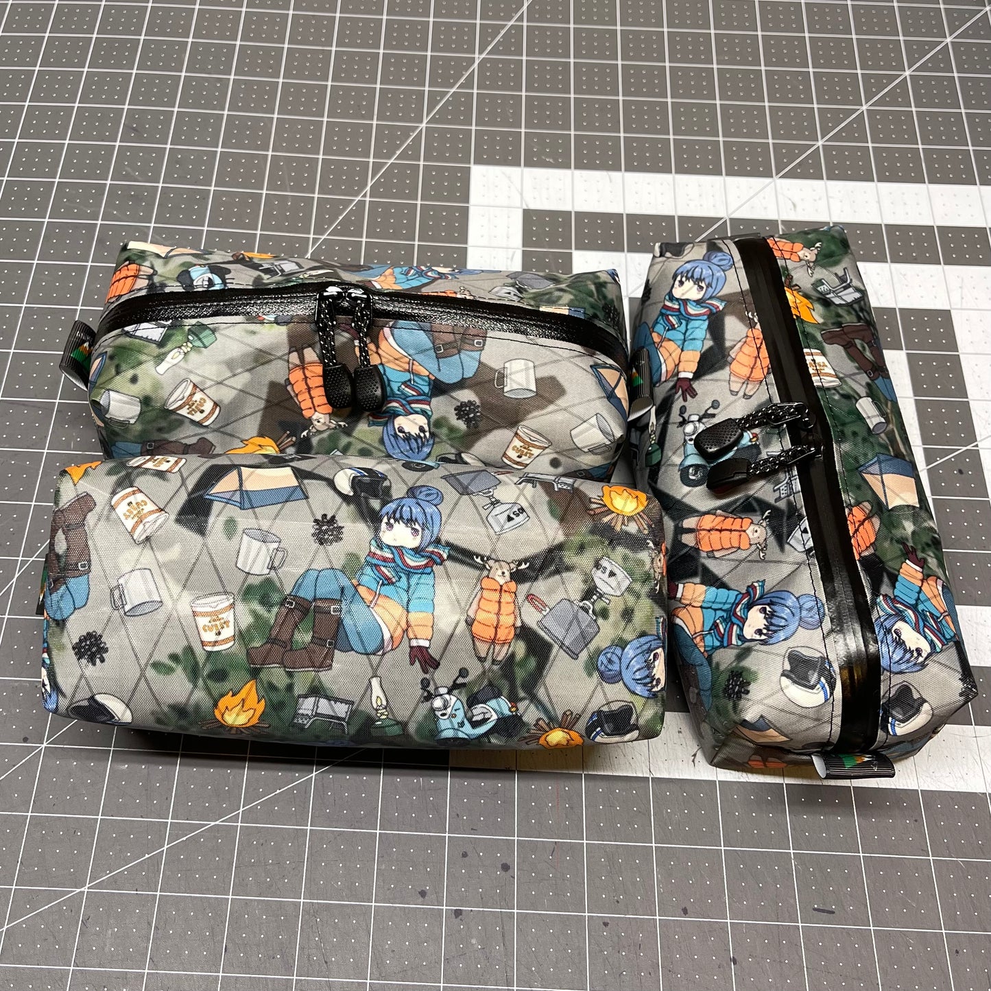 Rin Collage Box Pouch