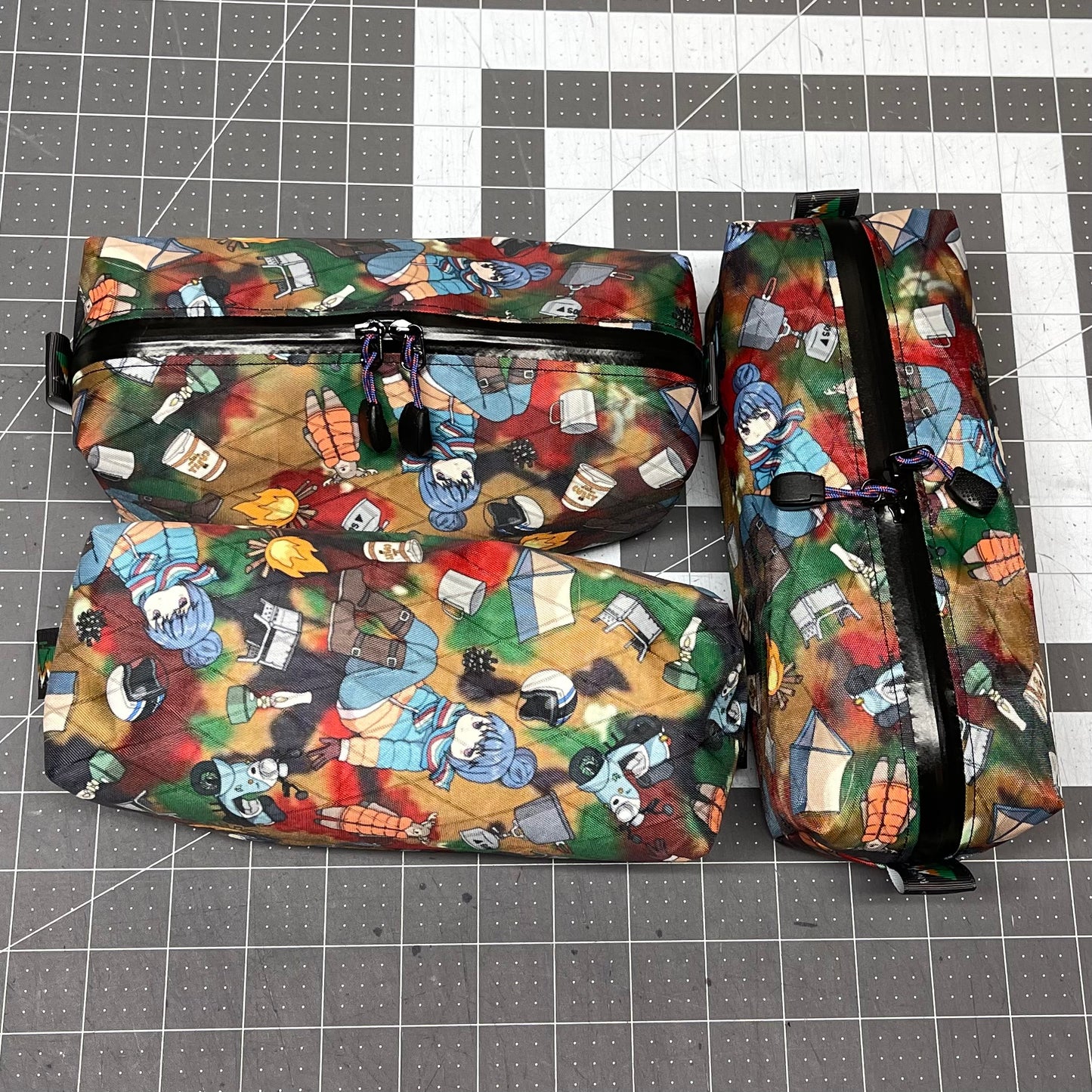 Rin Collage Box Pouch